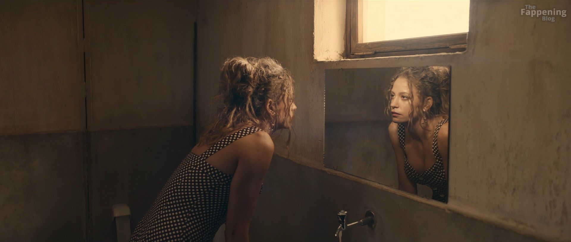 serenay-sarikaya-nude-sexy-9-the-fappening-pics