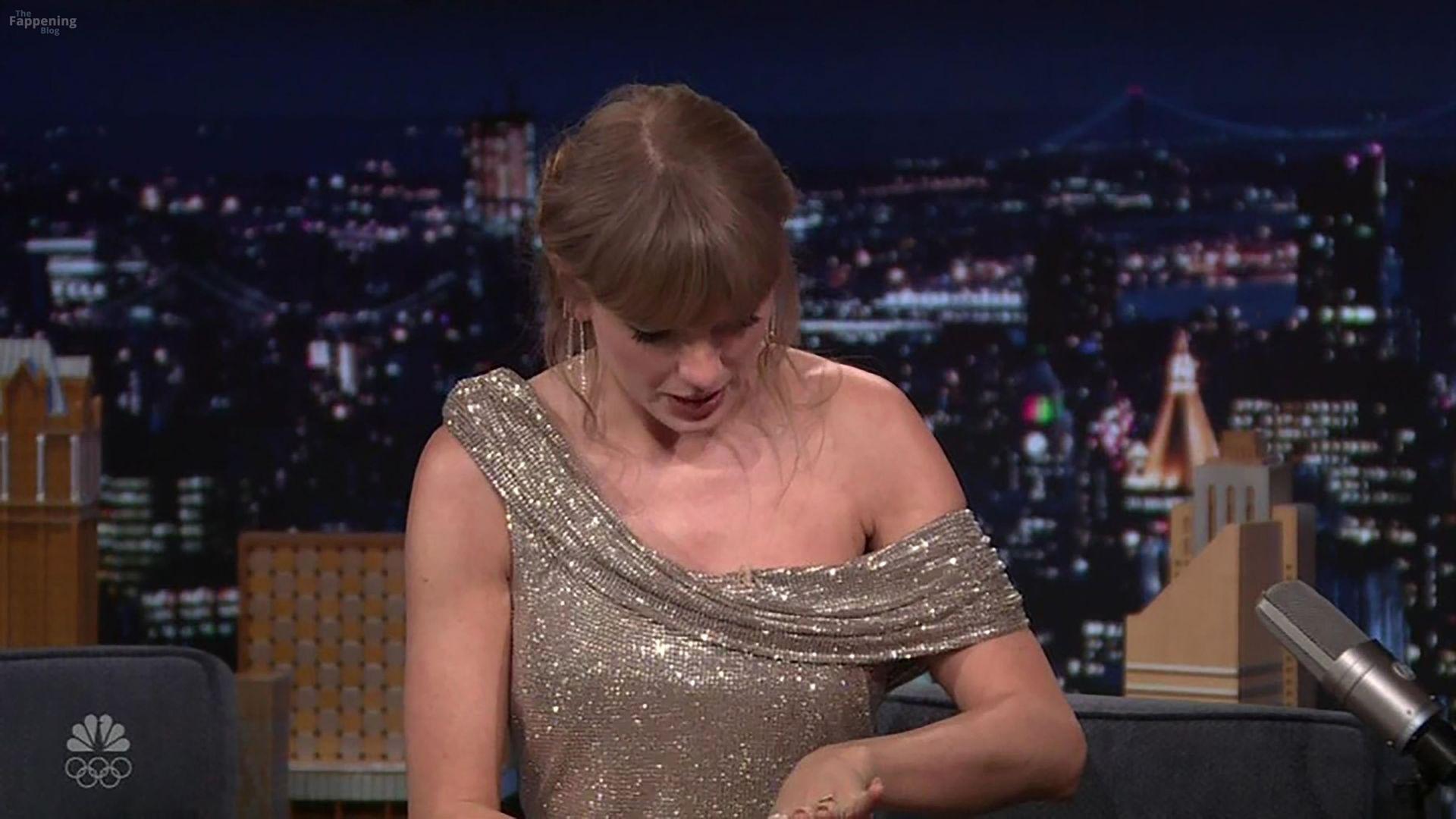 taylor-swift-24-the-fappening-pics_-2