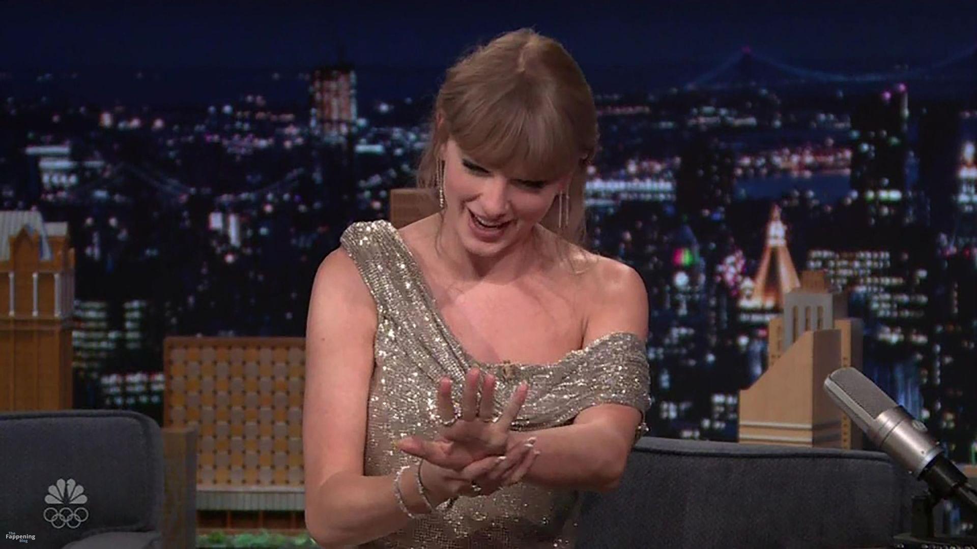 taylor-swift-3-the-fappening-pics_-2