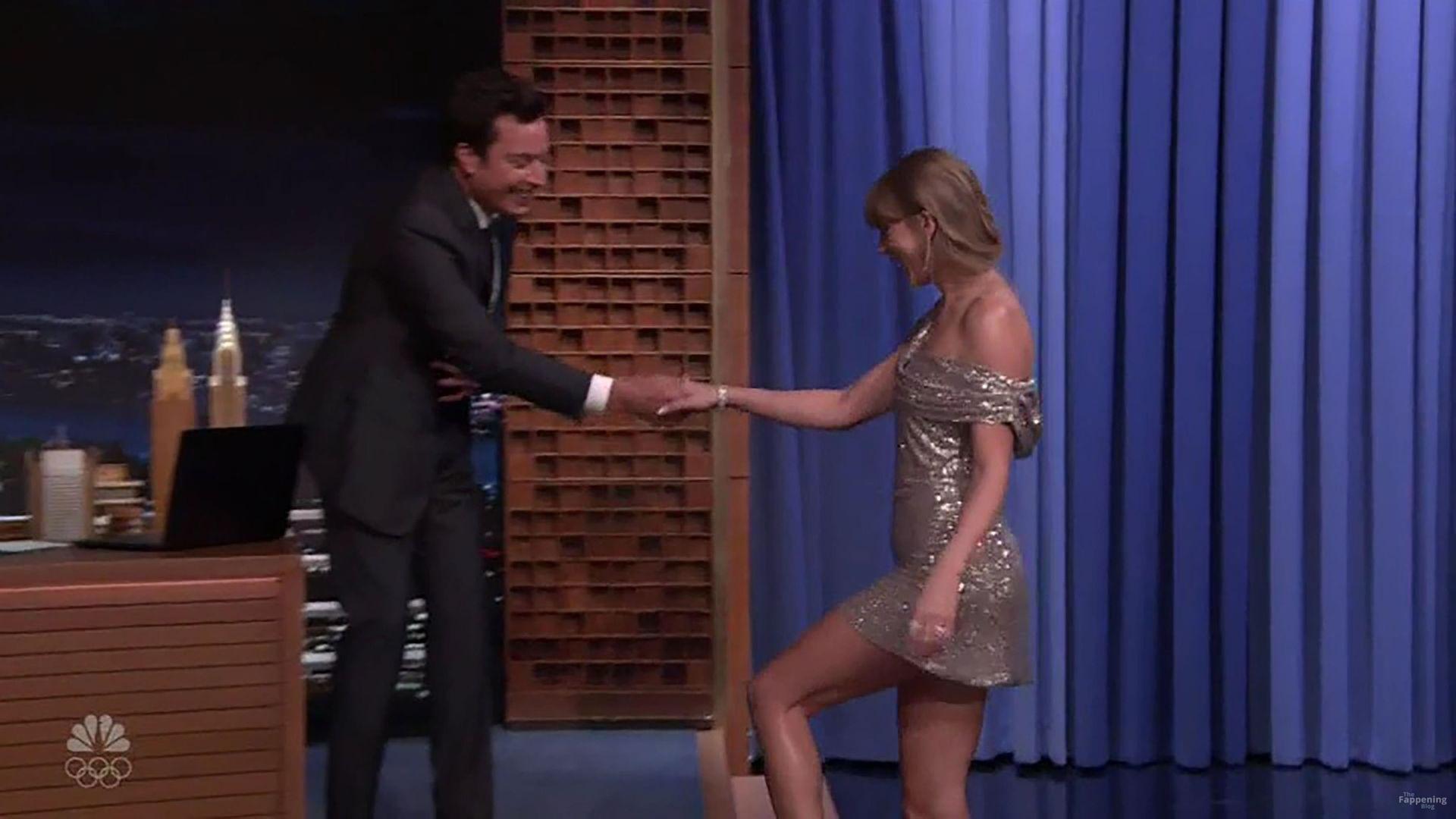 taylor-swift-43-the-fappening-pics_-1