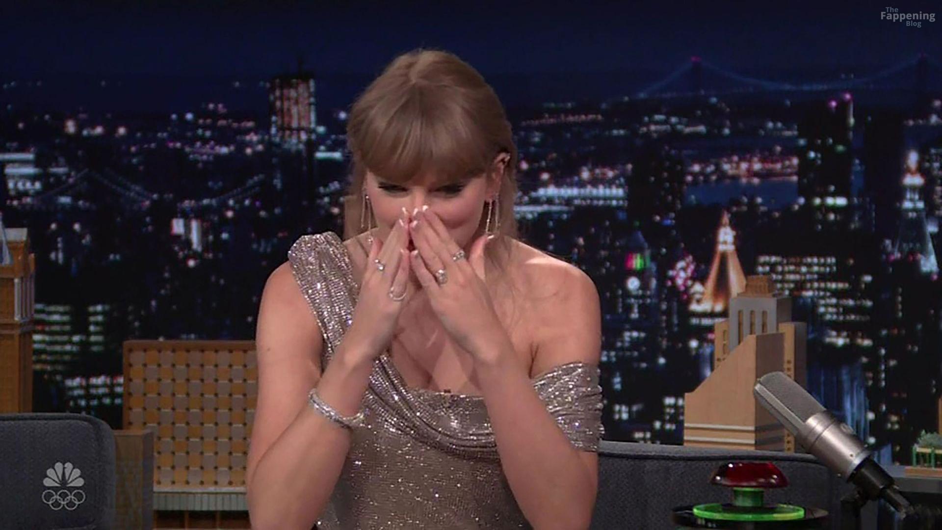 taylor-swift-47-the-fappening-pics_-1