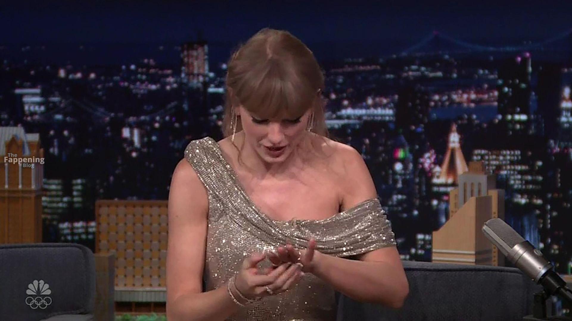 taylor-swift-5-the-fappening-pics_-2