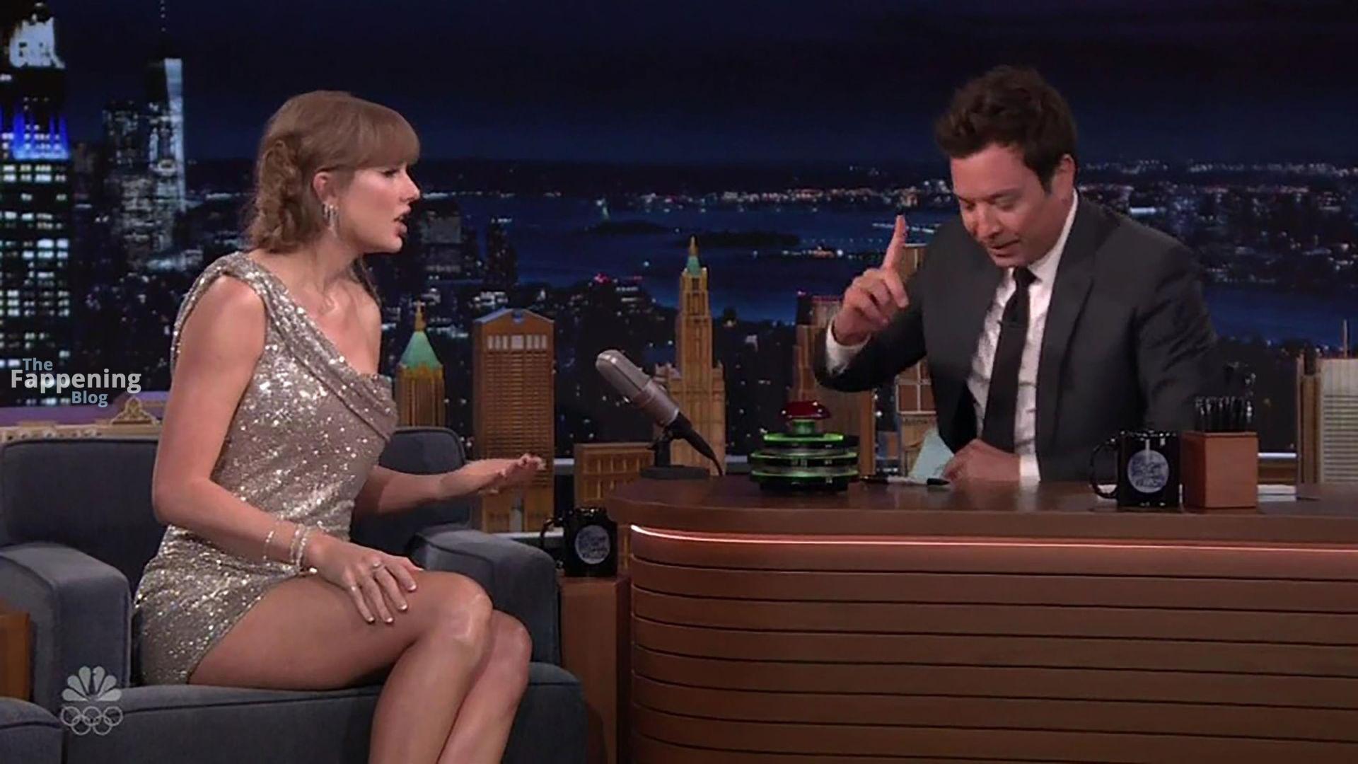 taylor-swift-60-the-fappening-pics_-1