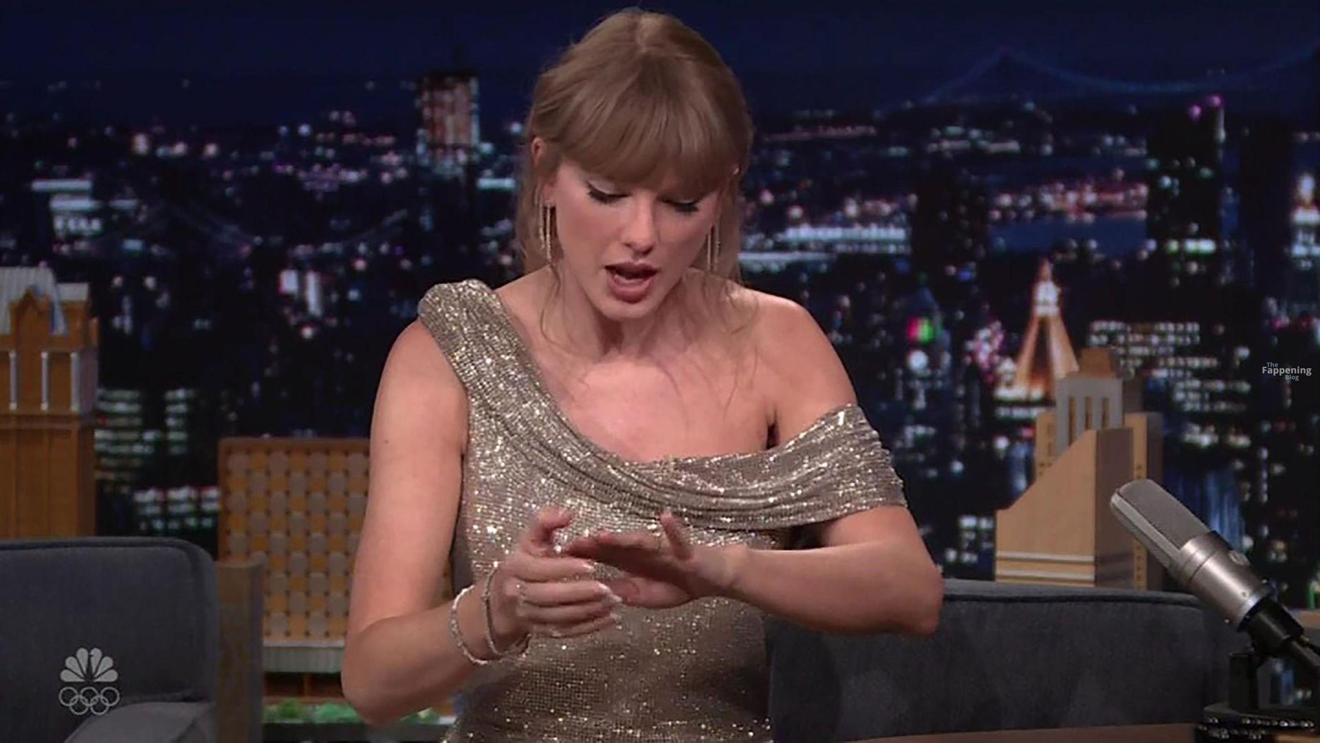 taylor-swift-7-the-fappening-pics_-2