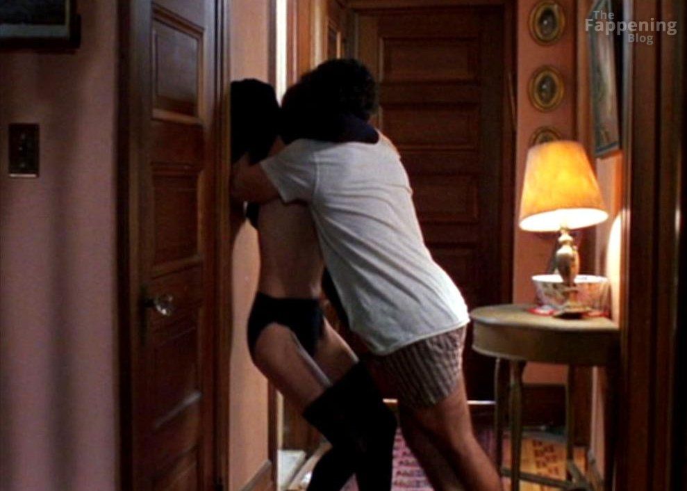 tc3a9a-leoni-nude-sexy-15-the-fappening-pics