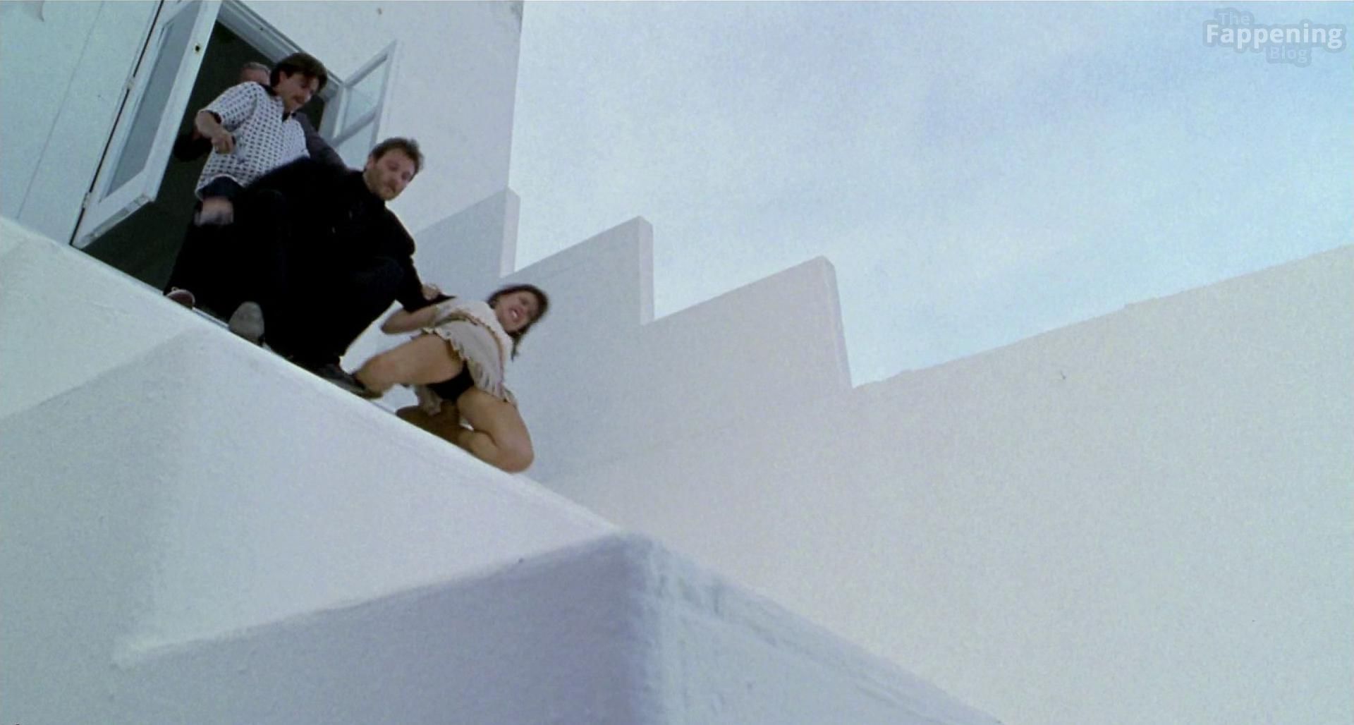 tc3a9a-leoni-nude-sexy-4-the-fappening-pics