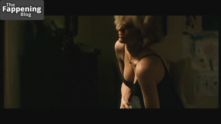 tea-leoni-sexy-14515-the-fappening-pics_