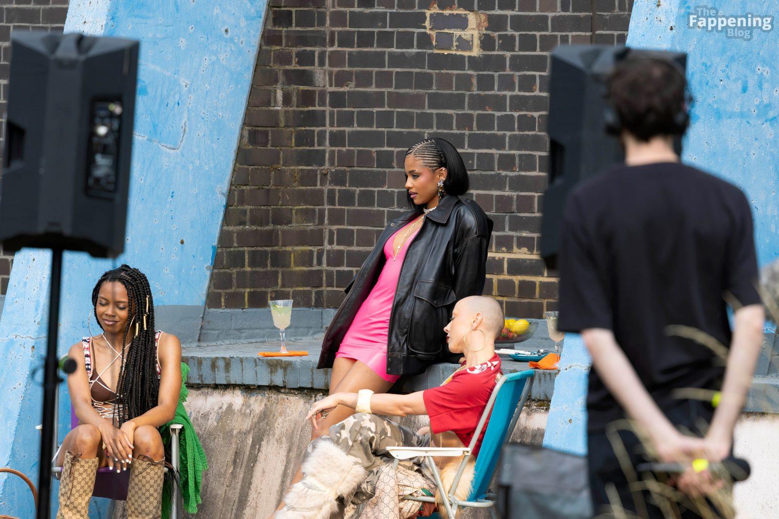 tyla-sexy-body-hot-pink-latex-mini-018-the-fappening-pics_