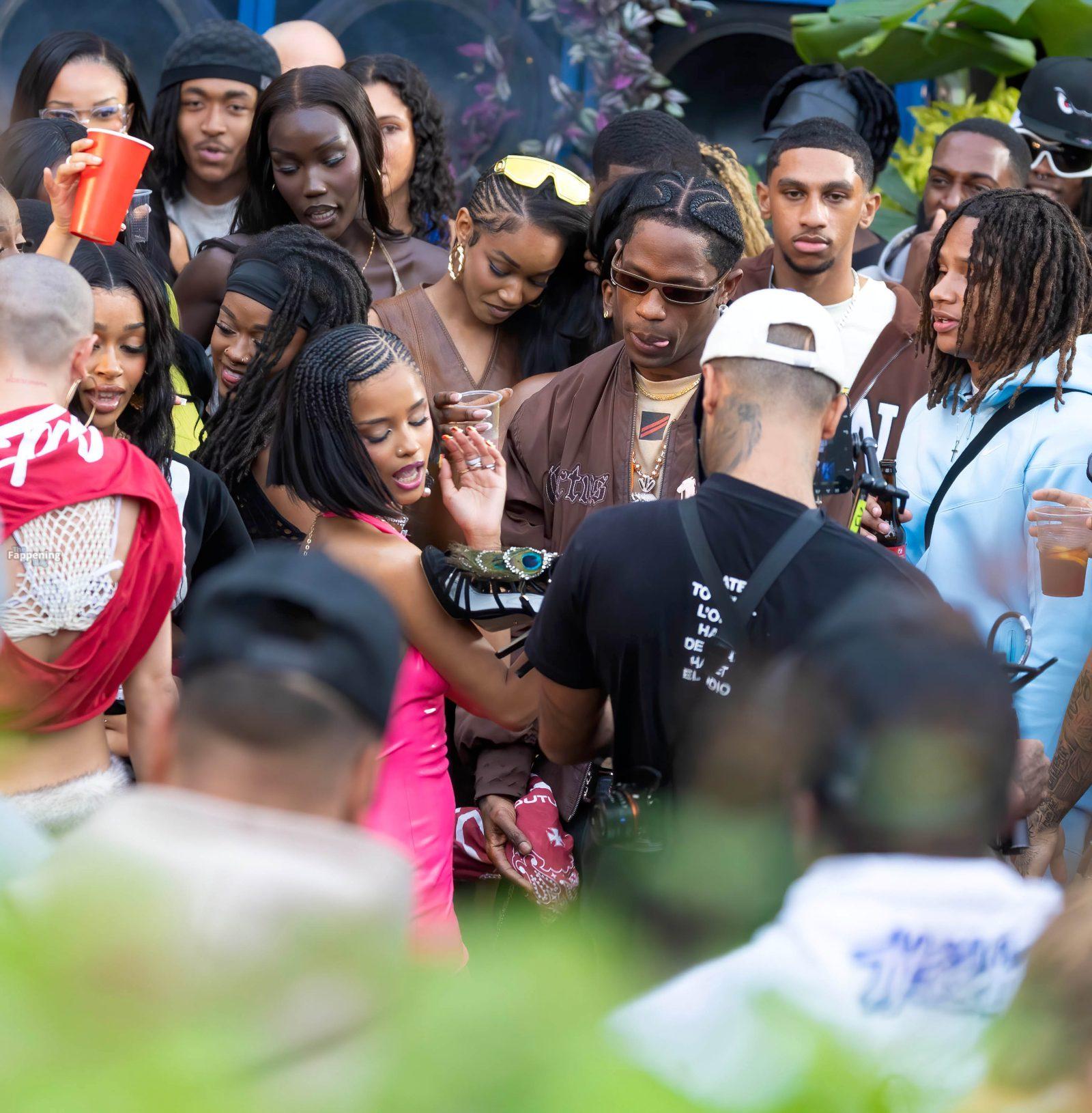 tyla-sexy-body-hot-pink-latex-mini-024-the-fappening-pics_