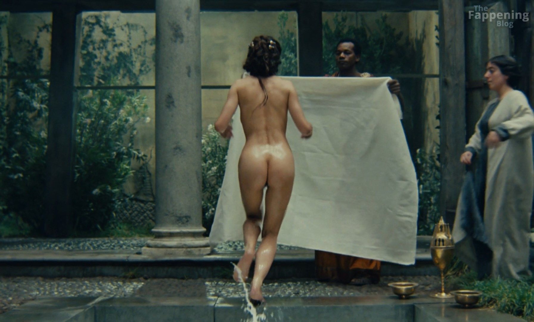 carole-bouquet-nude-sexy-10-the-fappening-pics