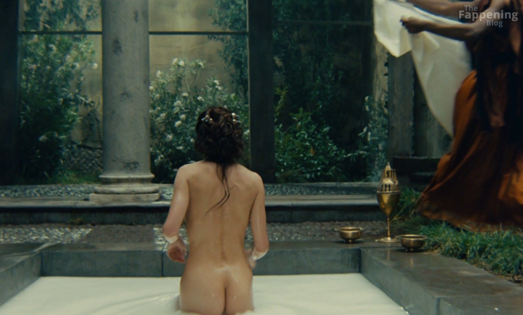 carole-bouquet-nude-sexy-12-the-fappening-pics