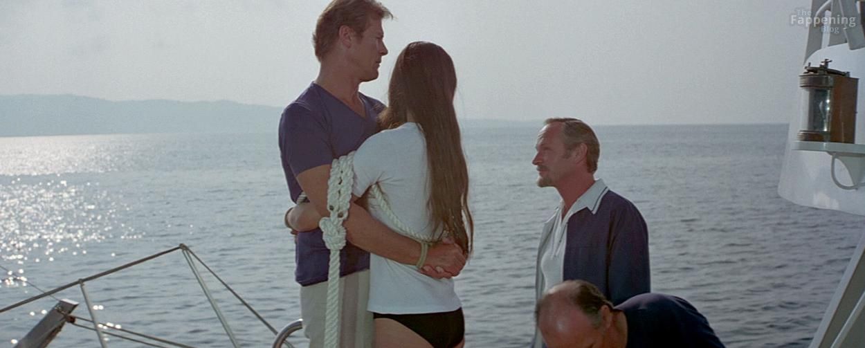 carole-bouquet-nude-sexy-31-the-fappening-pics