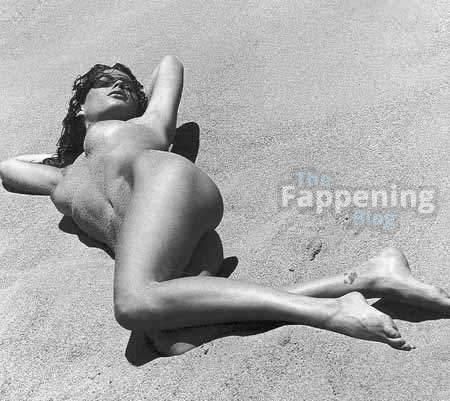 carre-otis-11761-the-fappening-pics_
