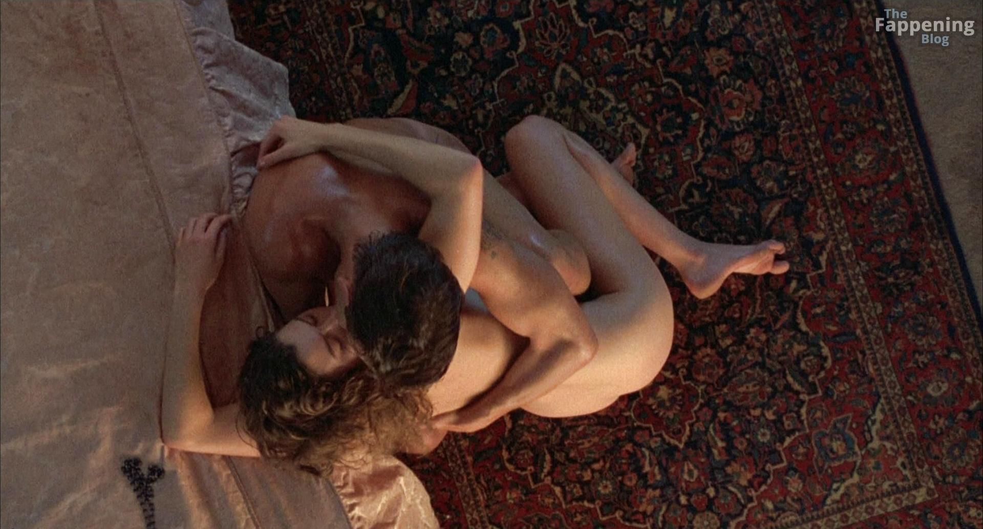 carre-otis-nude-sexy-11-the-fappening-pics