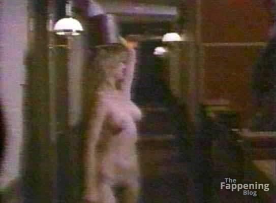 corinne-bohrer-496-the-fappening-pics_