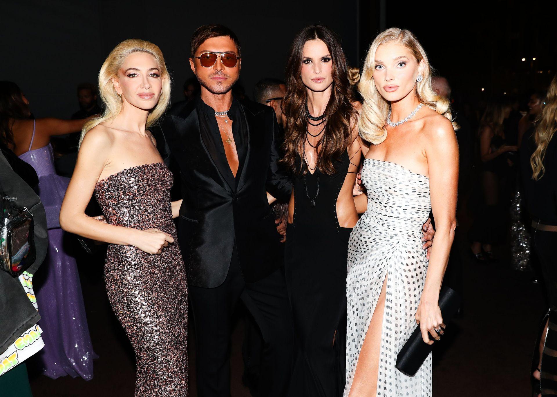 elsa-hosk-25-the-fappening-pics_