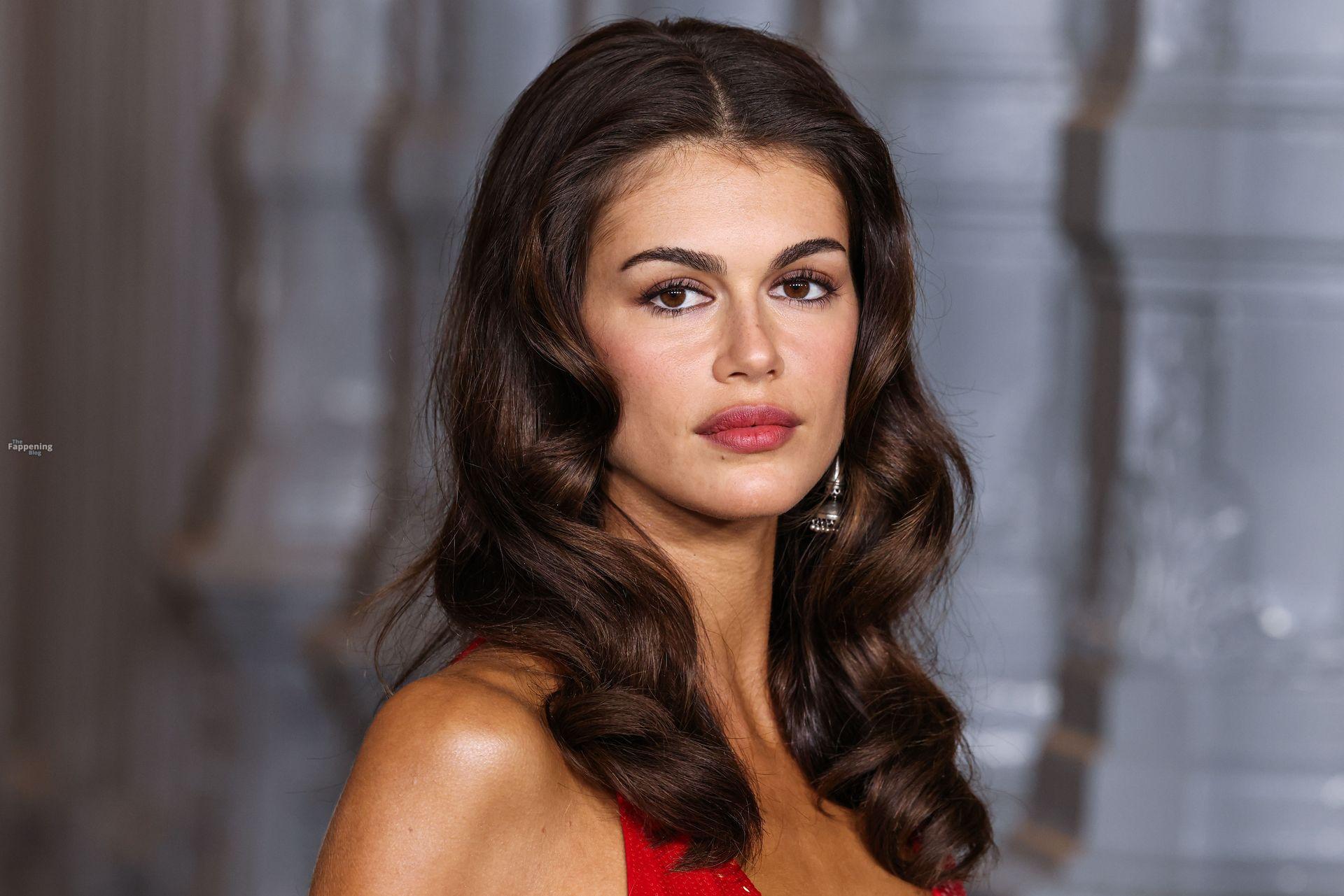 kaia-gerber-33-the-fappening-pics_