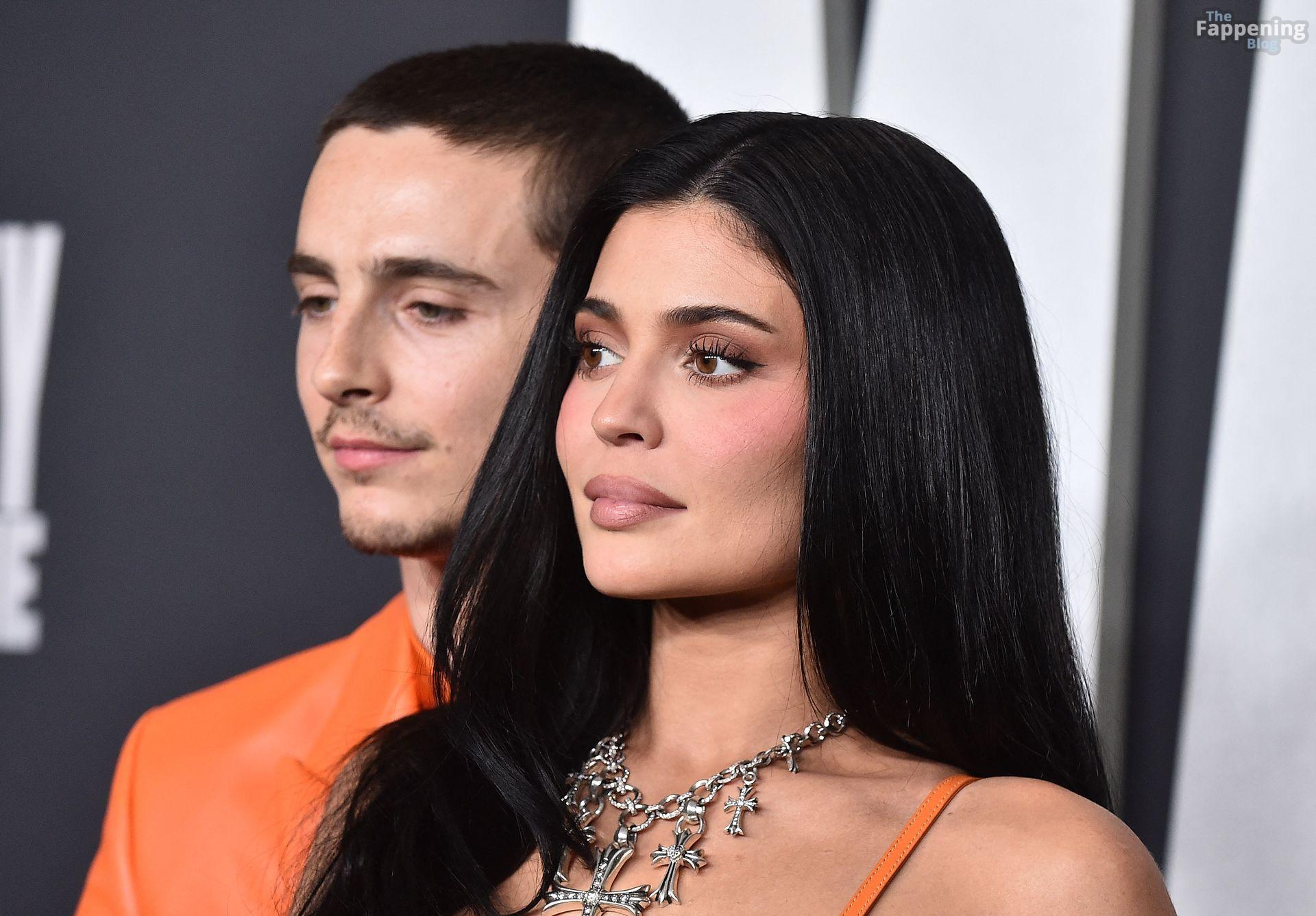 kylie-jenner-3-the-fappening-pics_