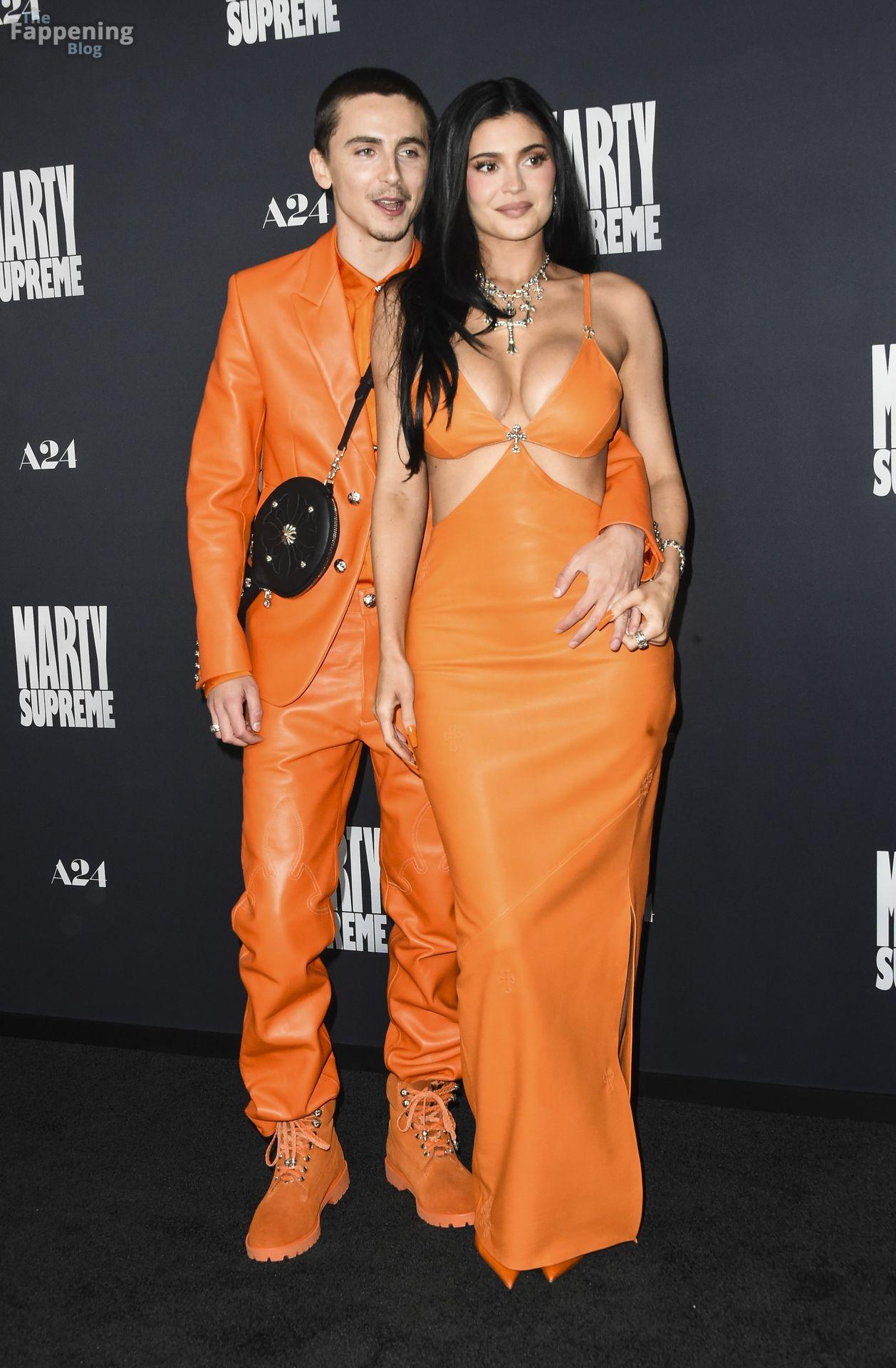 kylie-jenner-32-the-fappening-pics_