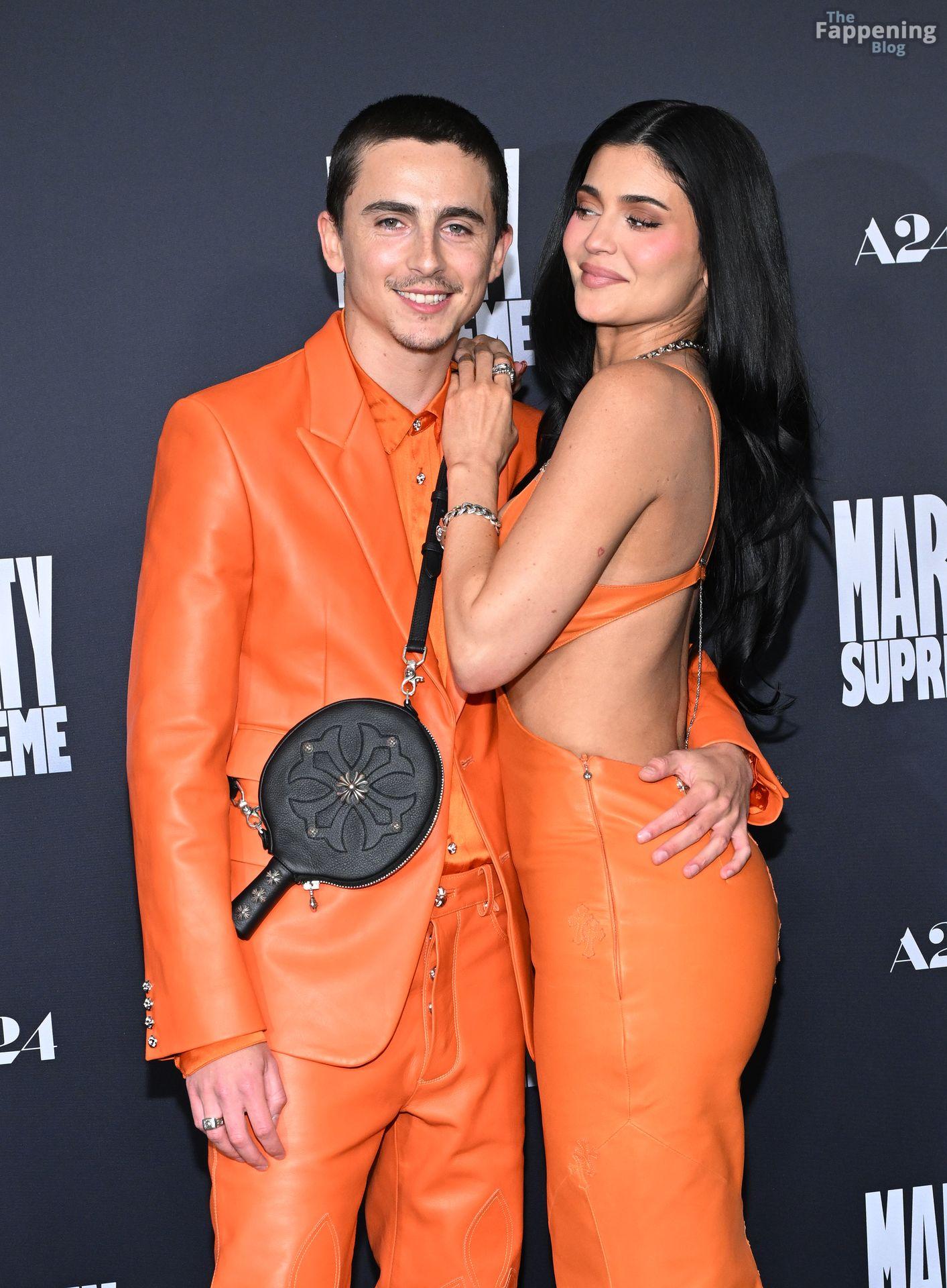 kylie-jenner-50-the-fappening-pics_