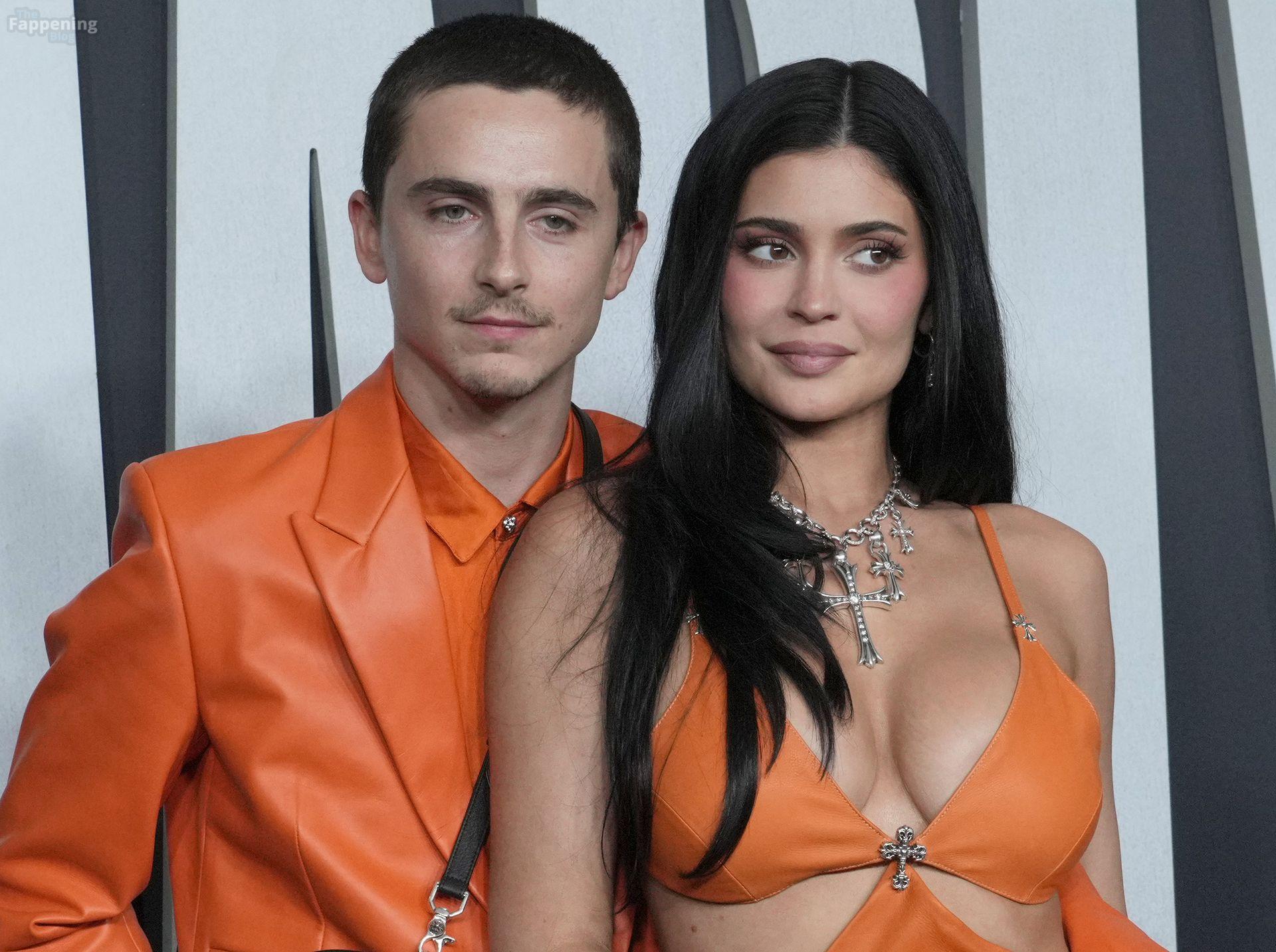 kylie-jenner-57-the-fappening-pics_