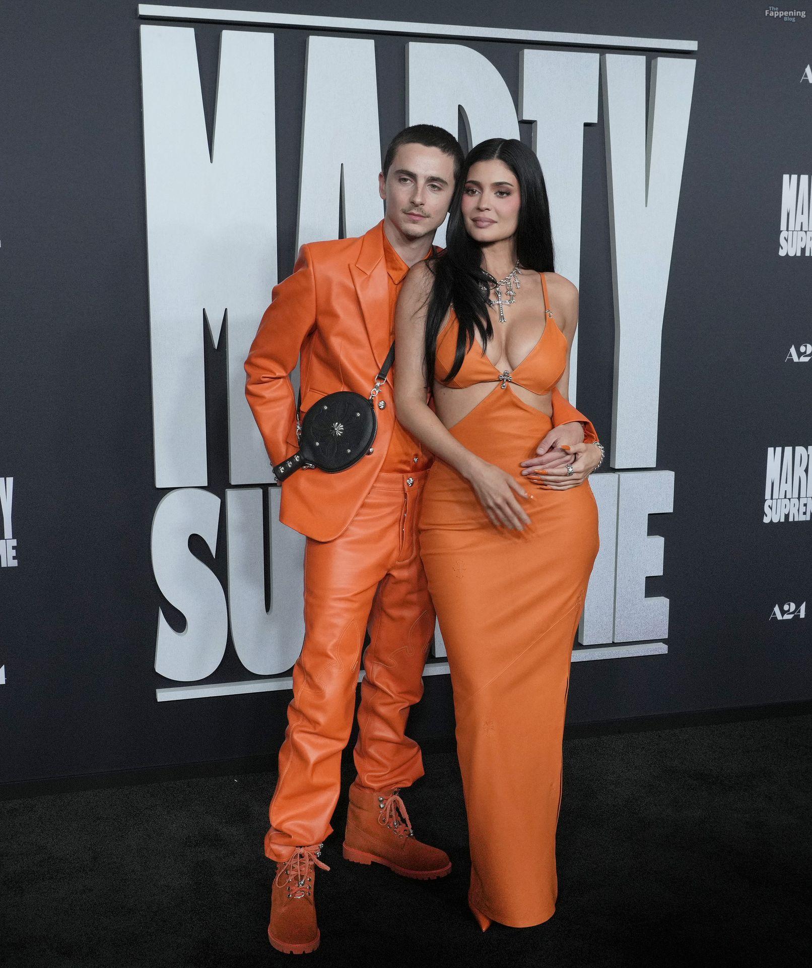 kylie-jenner-58-the-fappening-pics_