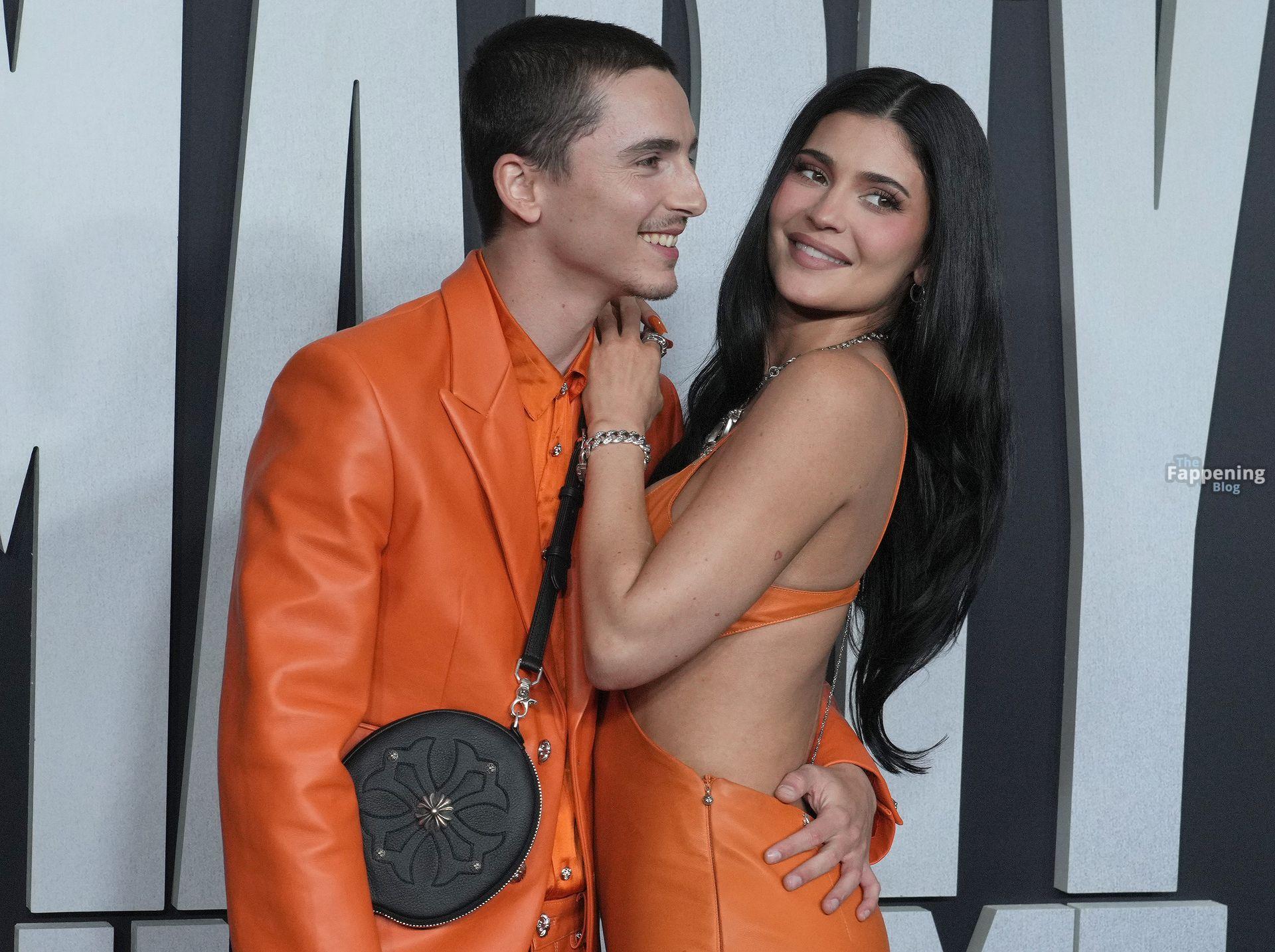 kylie-jenner-62-the-fappening-pics_