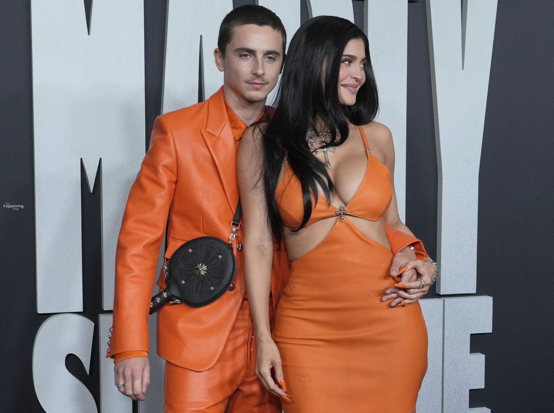 kylie-jenner-71-the-fappening-pics_