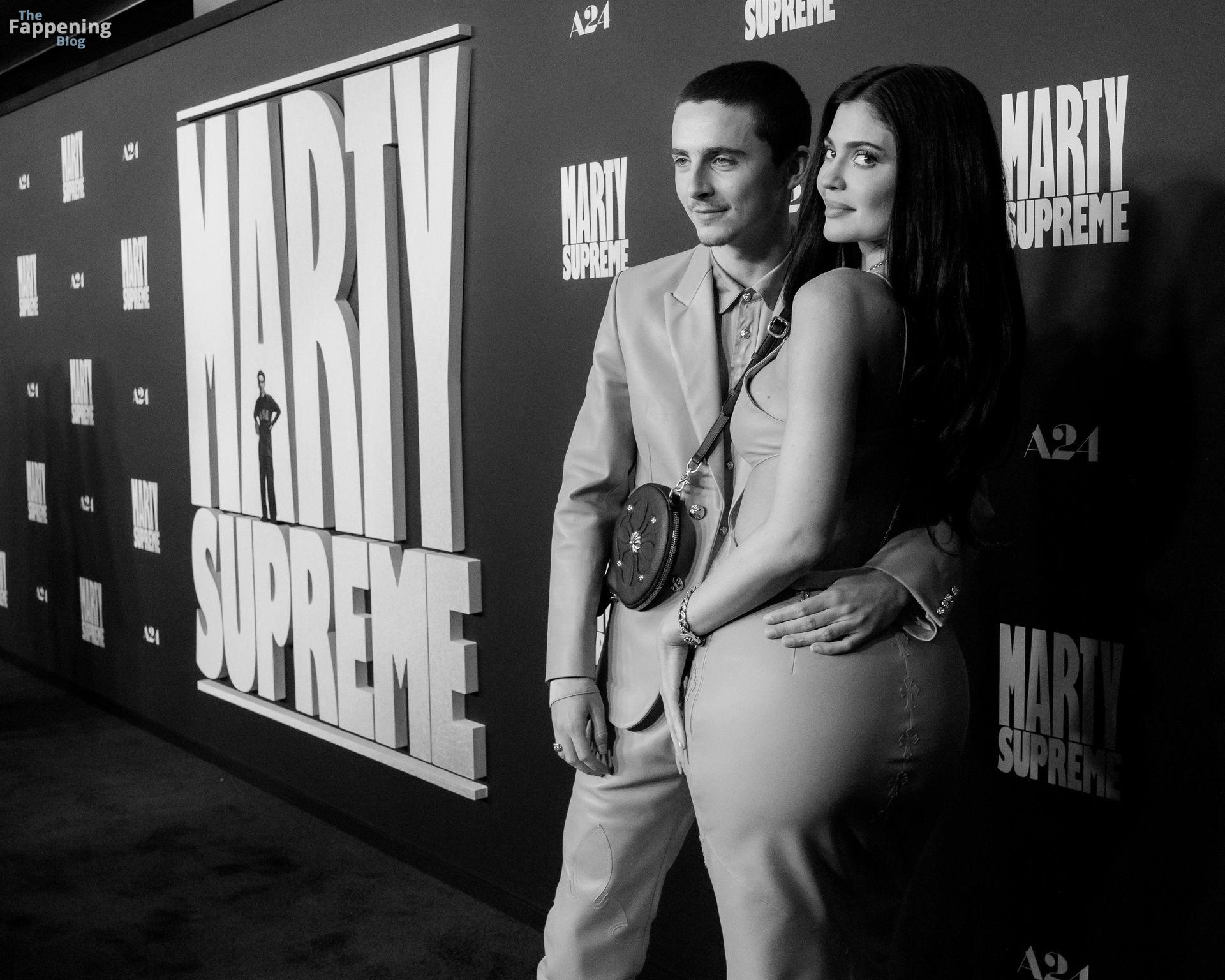 kylie-jenner-sexy-10-the-fappening-pics_-1