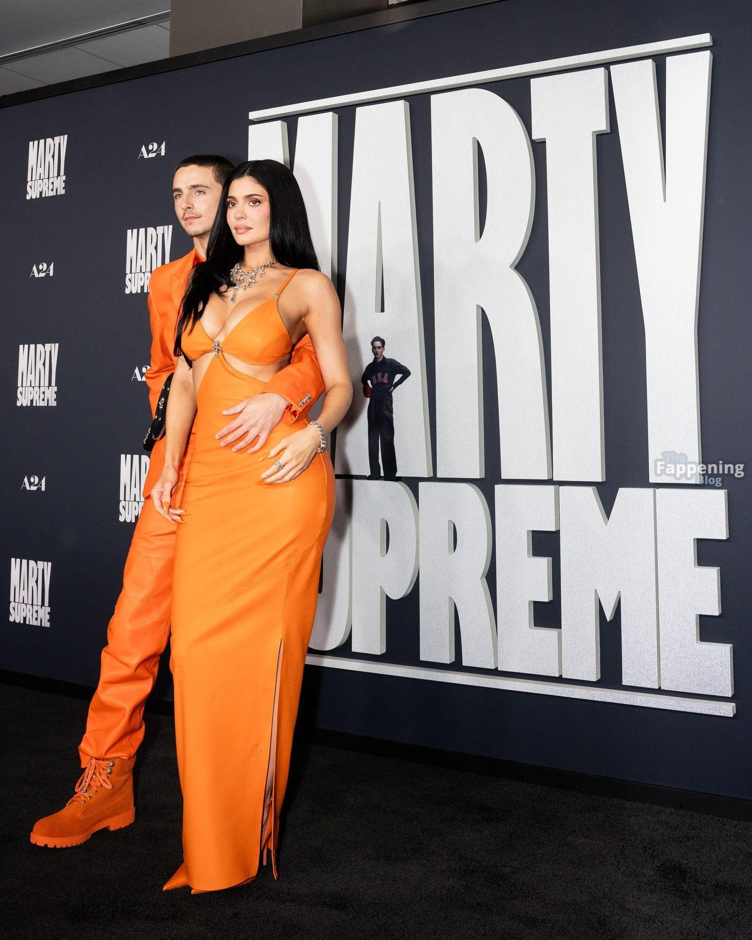 kylie-jenner-sexy-9-the-fappening-pics_-1