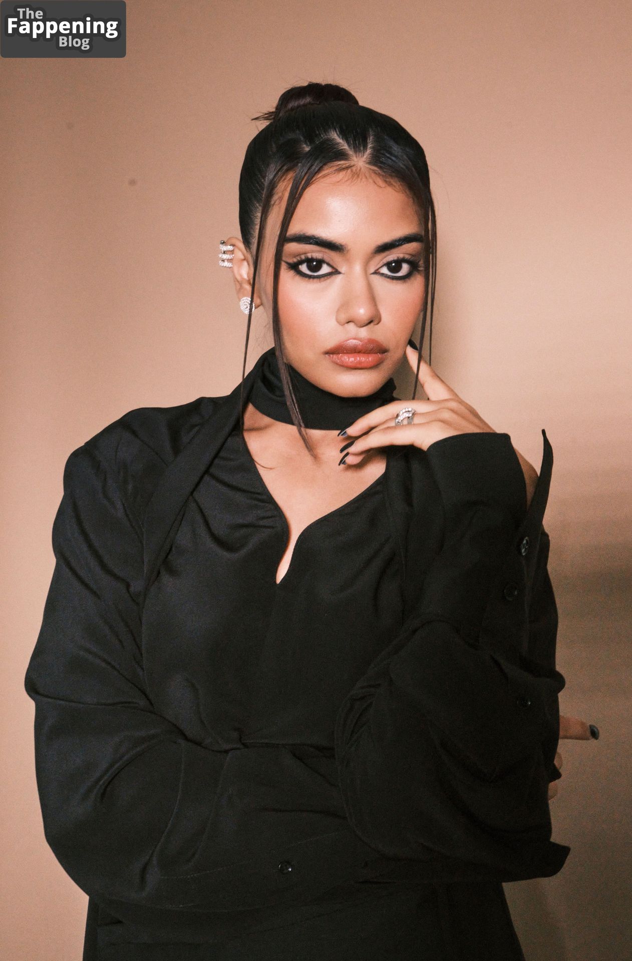 28ef0be0ee25d3bd17901879b02c2c12d2014f40-the-fappening-pics