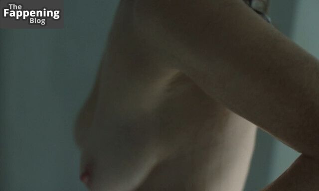 f2e37c06a206363ead4da0e460a37131f4356f45-the-fappening-pics