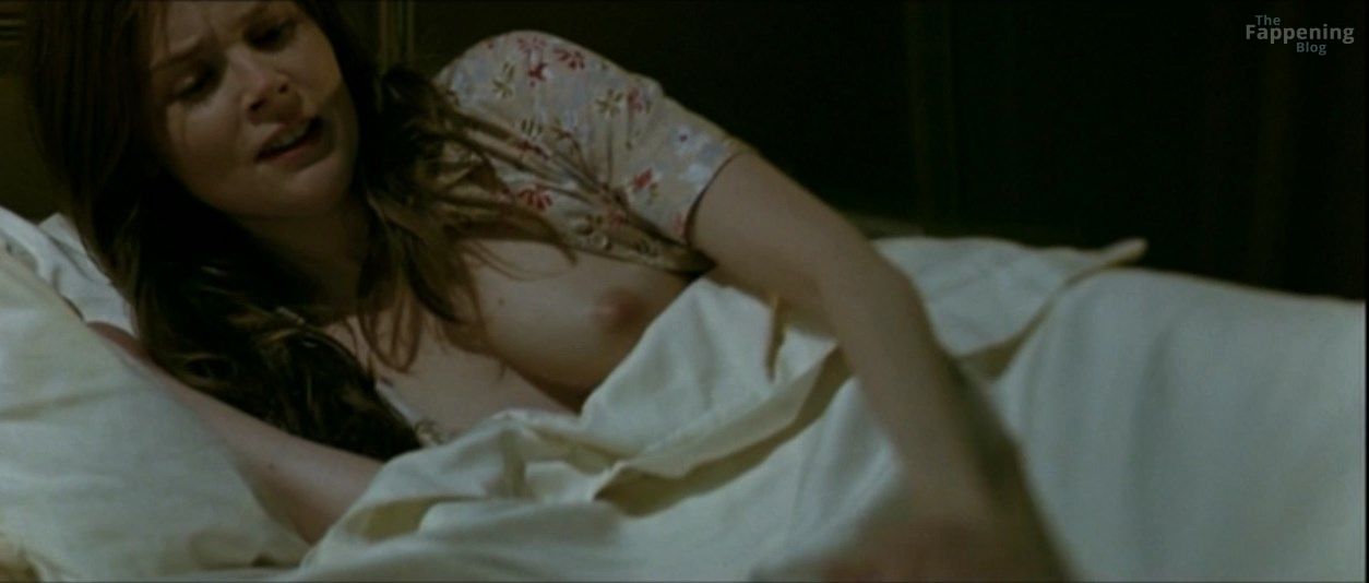 4258b7106cb95e24cd33c0bcc4b2380db2909231-the-fappening-pics