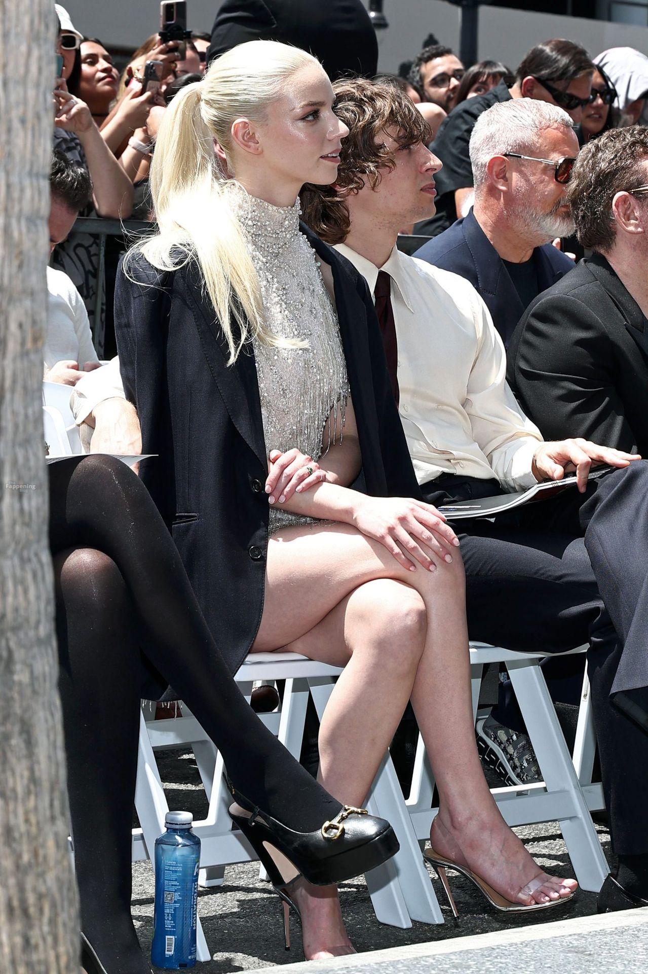 4c8e0aac0cfab0cc7ab89cb9064e6a1b9311e7e7-the-fappening-pics