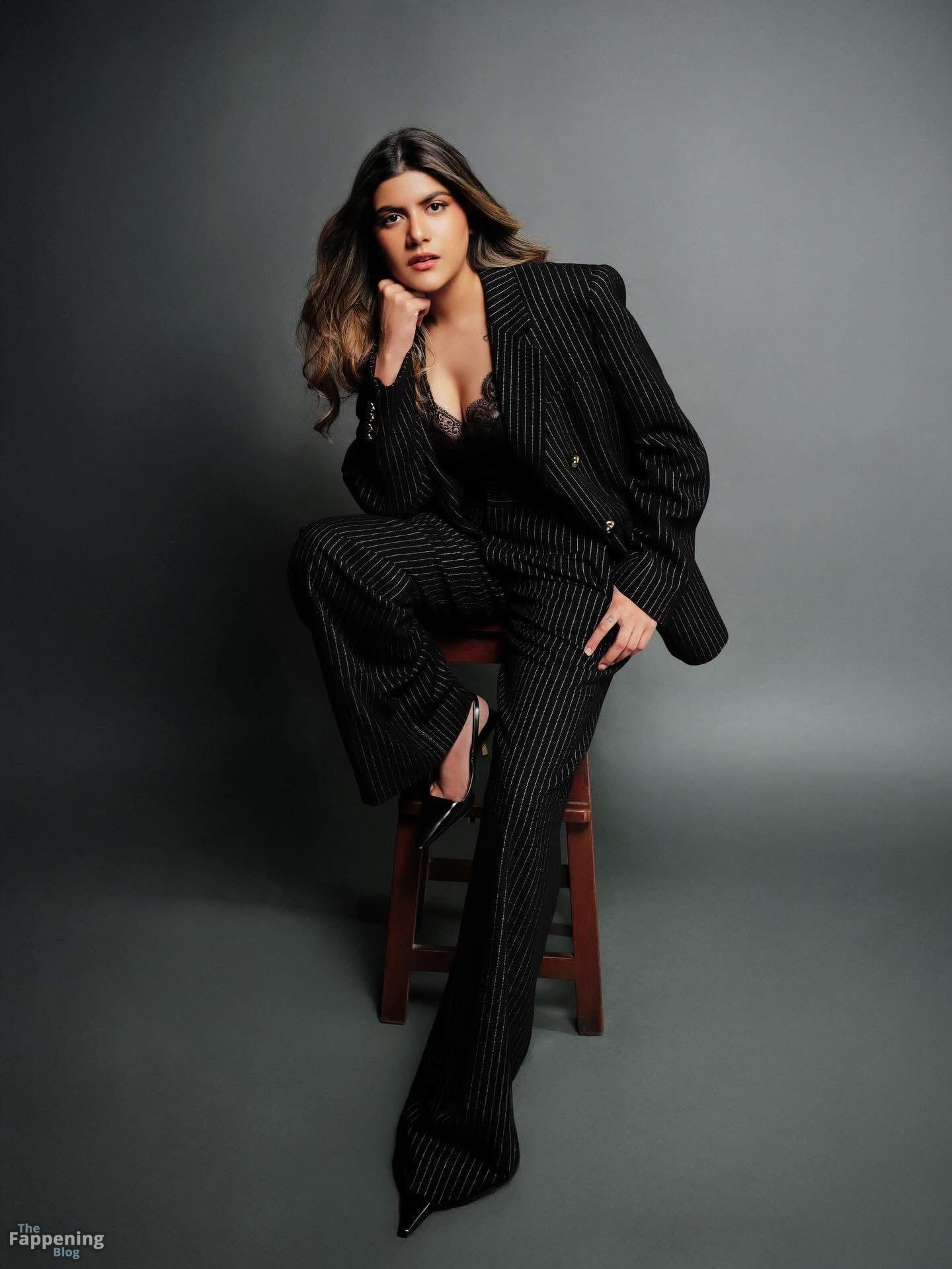 5068699b38831e7c252d23b8621e8a4e711594ab-the-fappening-pics