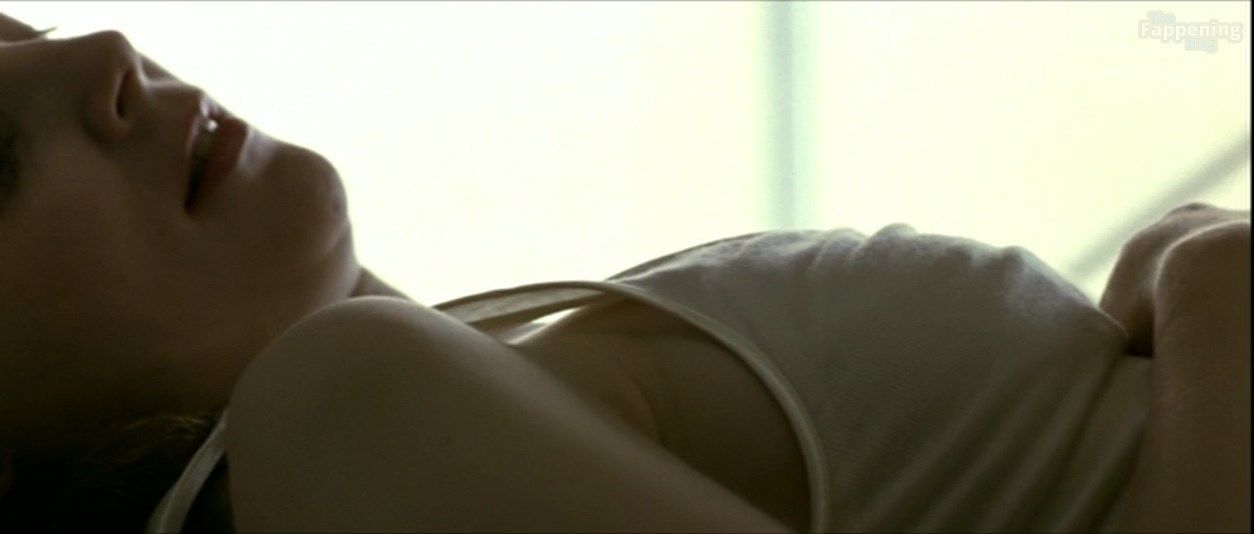 572ed58dff37e63396bdfe594fa6c070a09b3f4e-the-fappening-pics