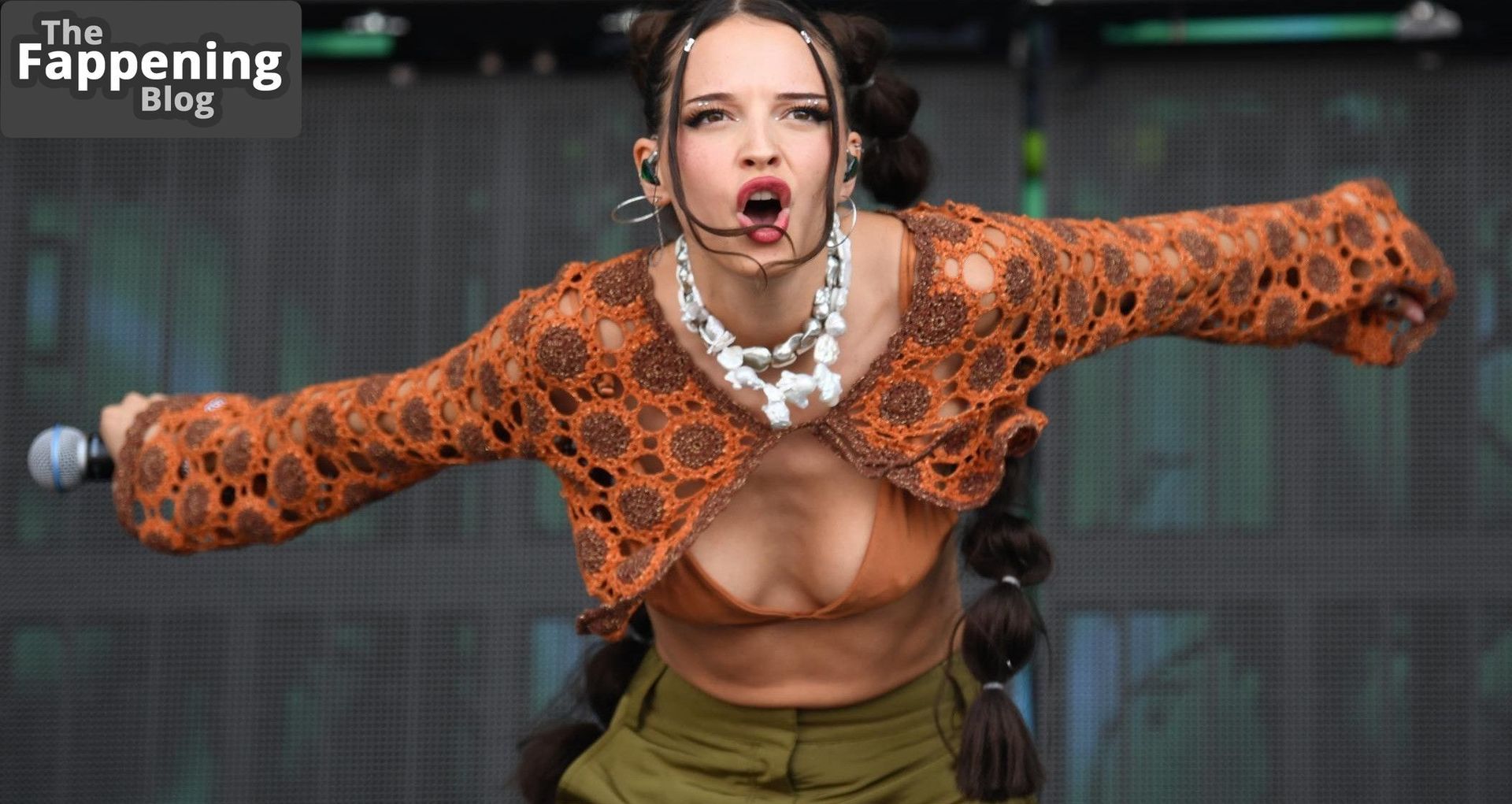 68fa4c93e9a86d203d1dfb8da835f644ff8ed365-the-fappening-pics