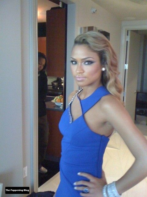 a5324ba49f8e0813500fe65e1d2cc37fdf32c8df-the-fappening-pics