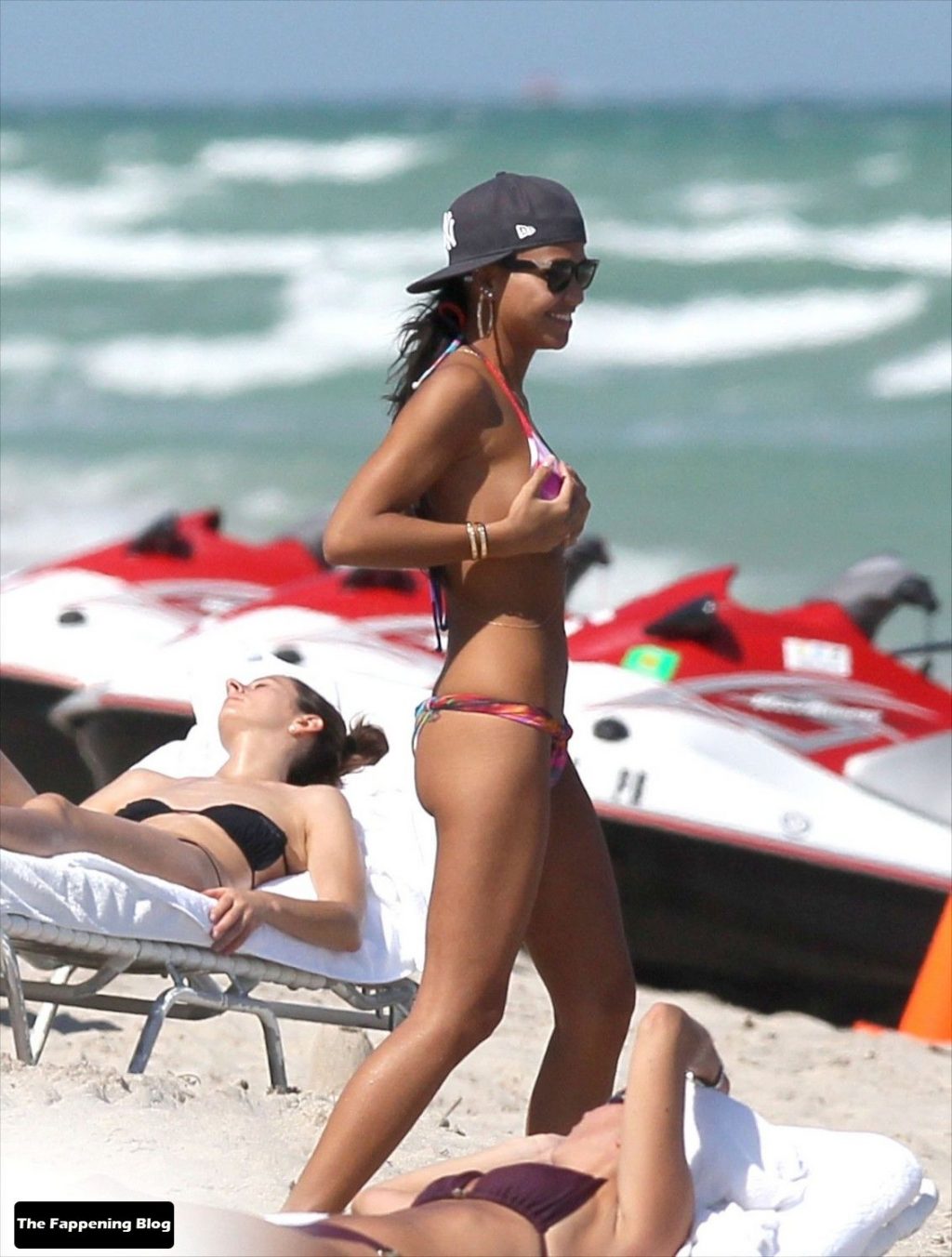 abc4a3e56e88e85c125a6b5f228480ea13a0fb04-the-fappening-pics