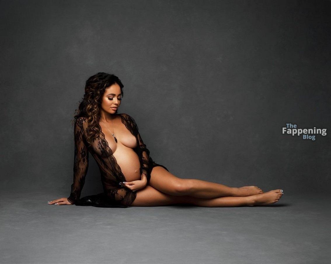 33f2ffda88b9b01c8499ee7a2b1d2aabeb793d75-the-fappening-pics