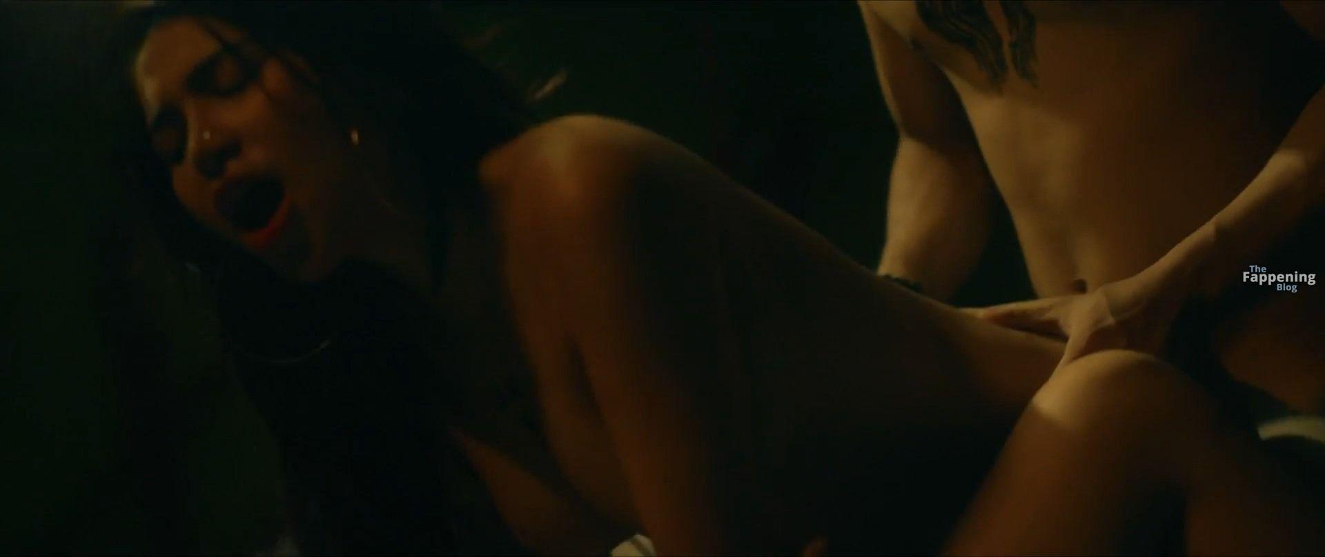 61a35fc9e4cf05606afc16b6c287dbbf224993f5-the-fappening-pics