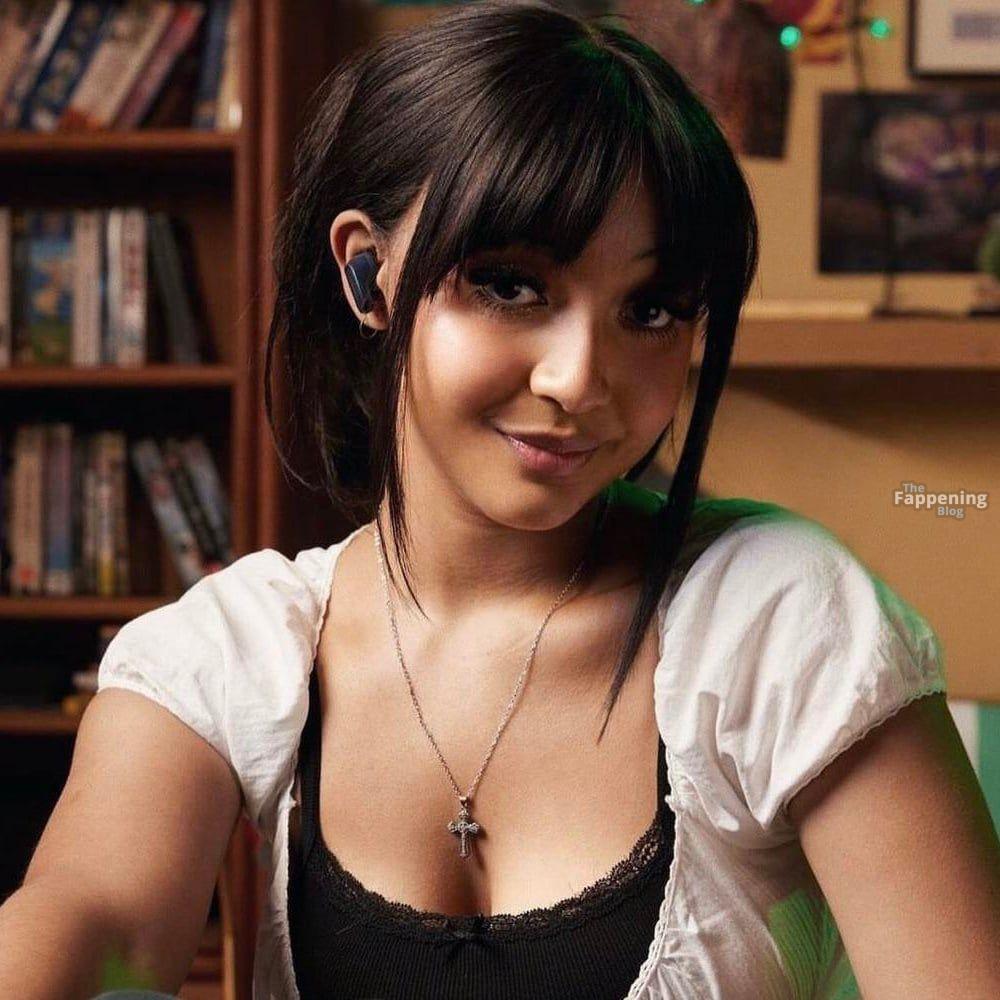 638d5a48671feb00e25fa92688f827612dc14286-the-fappening-pics