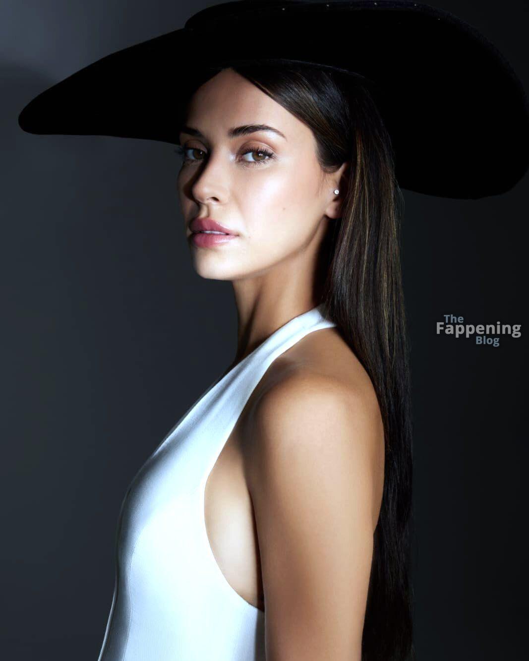 8e98a1eba3eecef1d5cb8e3cafa2e49fbff8914d-the-fappening-pics
