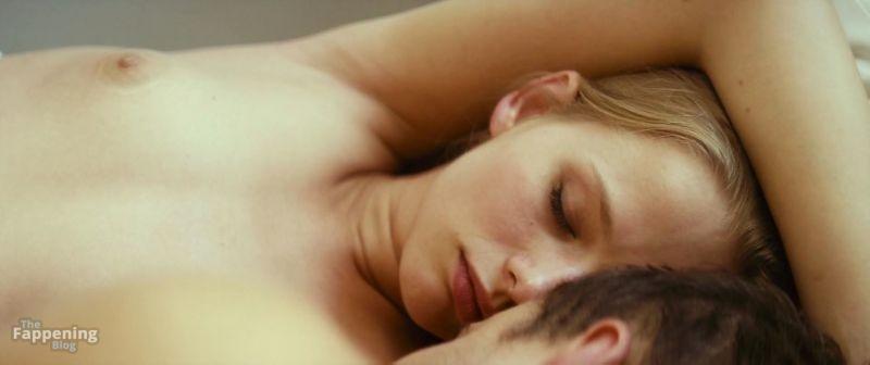 d60de7b7a0f5851f458b9a91e23680e6436f4bb9-the-fappening-pics