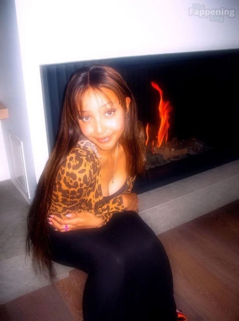 f0876029cc087d5d00b6c1b58b21bc06d328dc76-the-fappening-pics